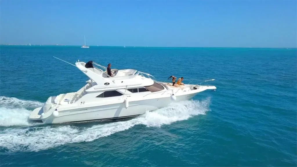 Sea Ray 46 Flybridge · Foto 1