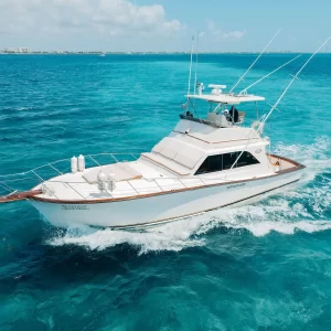 32.-Hatteras 46 Up to 10 people